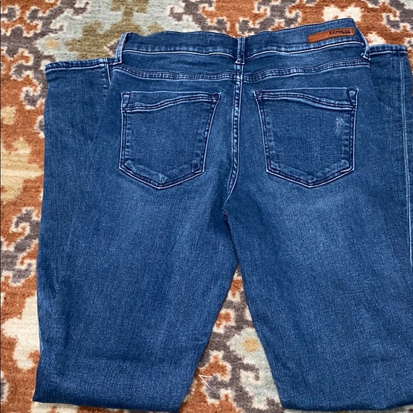 Express - Picture 2 of 4